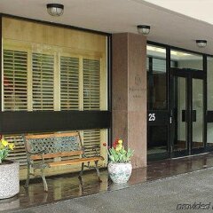 Отель Ottawa Embassy Hotel & Suites Канада, Оттава - отзывы, цены и фото номеров - забронировать отель Ottawa Embassy Hotel & Suites онлайн интерьер отеля фото 2