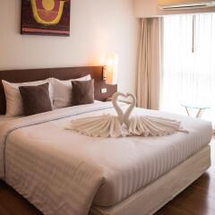Sathorn Grace Hotel And Serviced Residence Бангкок комната для гостей фото 2