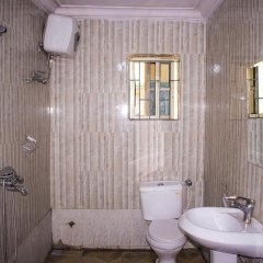 Impex Edge Hotel & Suites in Ikeja, Nigeria from 58$, photos, reviews - zenhotels.com bathroom