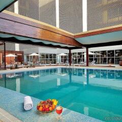 Radisson Blu Hotel, Riyadh бассейн