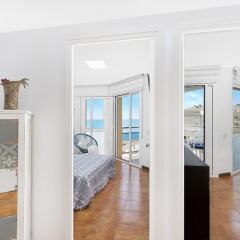 Отель Santa Susanna Skyline Apartment Испания, Санта-Сусанна - отзывы, цены и фото номеров - забронировать отель Santa Susanna Skyline Apartment онлайн комната для гостей фото 2