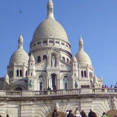Отель Holiday Inn Paris Montmartre Париж приотельная территория