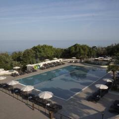 Отель Paradú Resort Toscana Кастаньето-Кардуччи бассейн