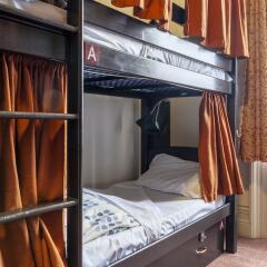 Отель Palmers Lodge Swiss Cottage Лондон балкон