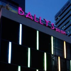 Отель Bally Suite Silom Бангкок балкон