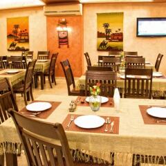 Jardaneh Hotel питание