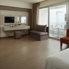 Апартаменты Melpo Antia Luxury Apartments & Suites комната для гостей фото 4
