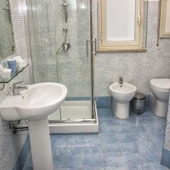 Отель Palermo Central B&B Италия, Палермо - отзывы, цены и фото номеров - забронировать отель Palermo Central B&B онлайн ванная фото 2