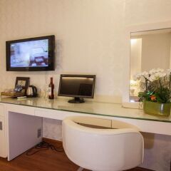 Golden Star Hotel - 60 Le Thanh Ton удобства в номере
