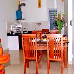 Отель Advisor Travel Homestay питание