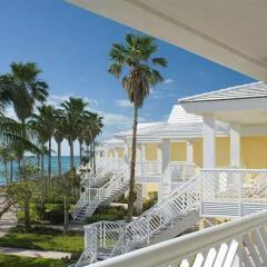 Отель Grand Lucayan