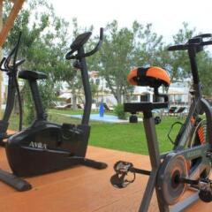 Отель Vallian Village Hotel Греция, Петалудес - отзывы, цены и фото номеров - забронировать отель Vallian Village Hotel онлайн фитнесс-зал