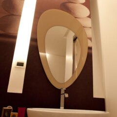 Отель Face To Face House питание