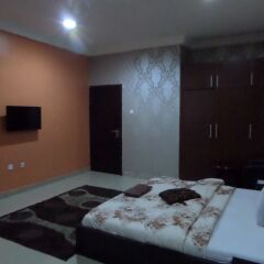 Отель Alheri Suites в номере