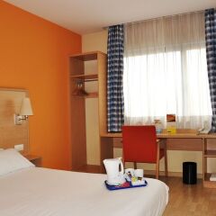Отель Travelodge Torrelaguna Мадрид удобства в номере фото 2