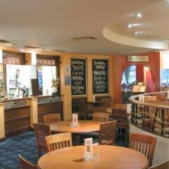 Отель Britannia Manchester Airport Манчестер гостиничный бар