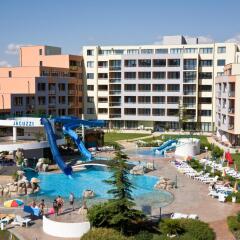 Апартаменты Sunny Beach Rent Apartments - Trakia Plaza бассейн фото 2