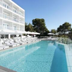 Отель Grupotel Ibiza Beach Resort - Adults Only бассейн фото 3