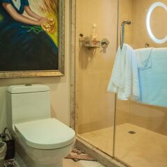 Отель Palmyra Luxury Suites ванная фото 2