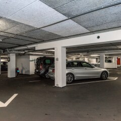 Отель Best Western Plus Blue Square парковка