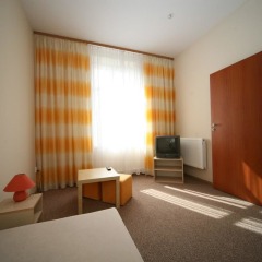 Отель 24 Guesthouse Краков