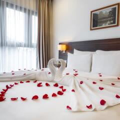 Authentic Hanoi Boutique Hotel 4* Номер Делюкс с различными типами кроватей фото 2