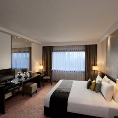 Отель Cinnamon Lakeside Colombo фото 5