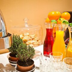 Отель Platinum Palace Apartments Польша, Познань - отзывы, цены и фото номеров - забронировать отель Platinum Palace Apartments онлайн гостиничный бар
