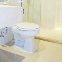 Апартаменты Shenzhen Seventh Avenue Residence Private Apartment ванная