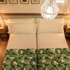 Отель Oriente Suites комната для гостей фото 2
