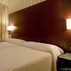 Zenit Borrell Hotel комната для гостей фото 2
