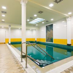 Отель Astoria & Medical Spa бассейн фото 3