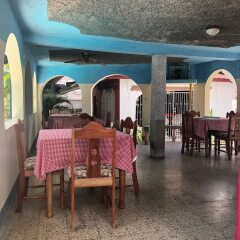Отель Villa La Cage питание