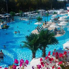 Club-hotel Bora-Bora бассейн