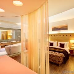 Гостиница Radisson Blu Resort Bukovel комната для гостей фото 5