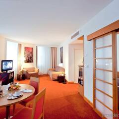 Гостиница Novotel Санкт-Петербург Центр комната для гостей фото 4