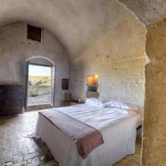 Отель Sextantio Le Grotte Della Civita 4* Улучшенный номер