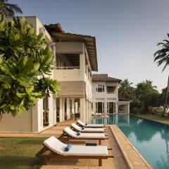 Отель Sri Villas бассейн фото 3