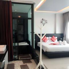 Отель Pj Patong Resortel Патонг комната для гостей фото 4
