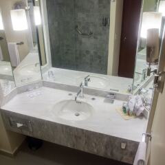 Отель Barcelo Huatulco Beach - Все включено ванная