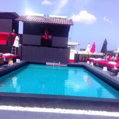 Sharaya Patong Hotel бассейн фото 2