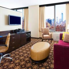 Отель Fairfield Inn & Suites by Marriott New York Midtown Manhattan/Penn Station комната для гостей фото 2