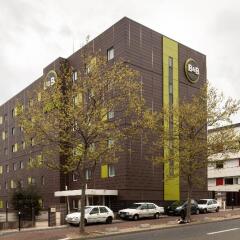B&B Hotel Paris Le Bourget парковка