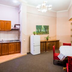 Апартаменты Three bedrooms & studio in the Center Львов в номере фото 2