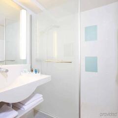 Отель Novotel West Манчестер ванная