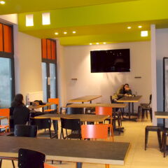 Отель Brxxl 5 City Centre Hostel Бельгия, Брюссель - 2 отзыва об отеле, цены и фото номеров - забронировать отель Brxxl 5 City Centre Hostel онлайн питание фото 2
