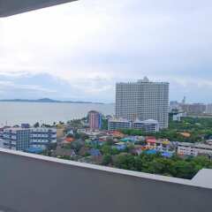 Апартаменты Paradise Condominium Apartments Паттайя балкон