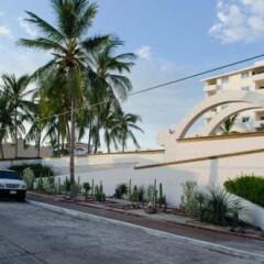 Отель Condominio Hacienda del Sol Масатлан парковка