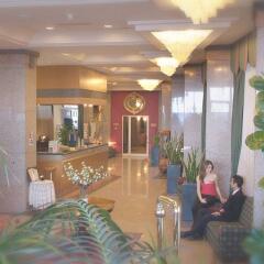 Diplomat Hotel интерьер отеля фото 2