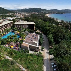 Отель Novotel Phuket Kata Avista Resort And Spa пляж